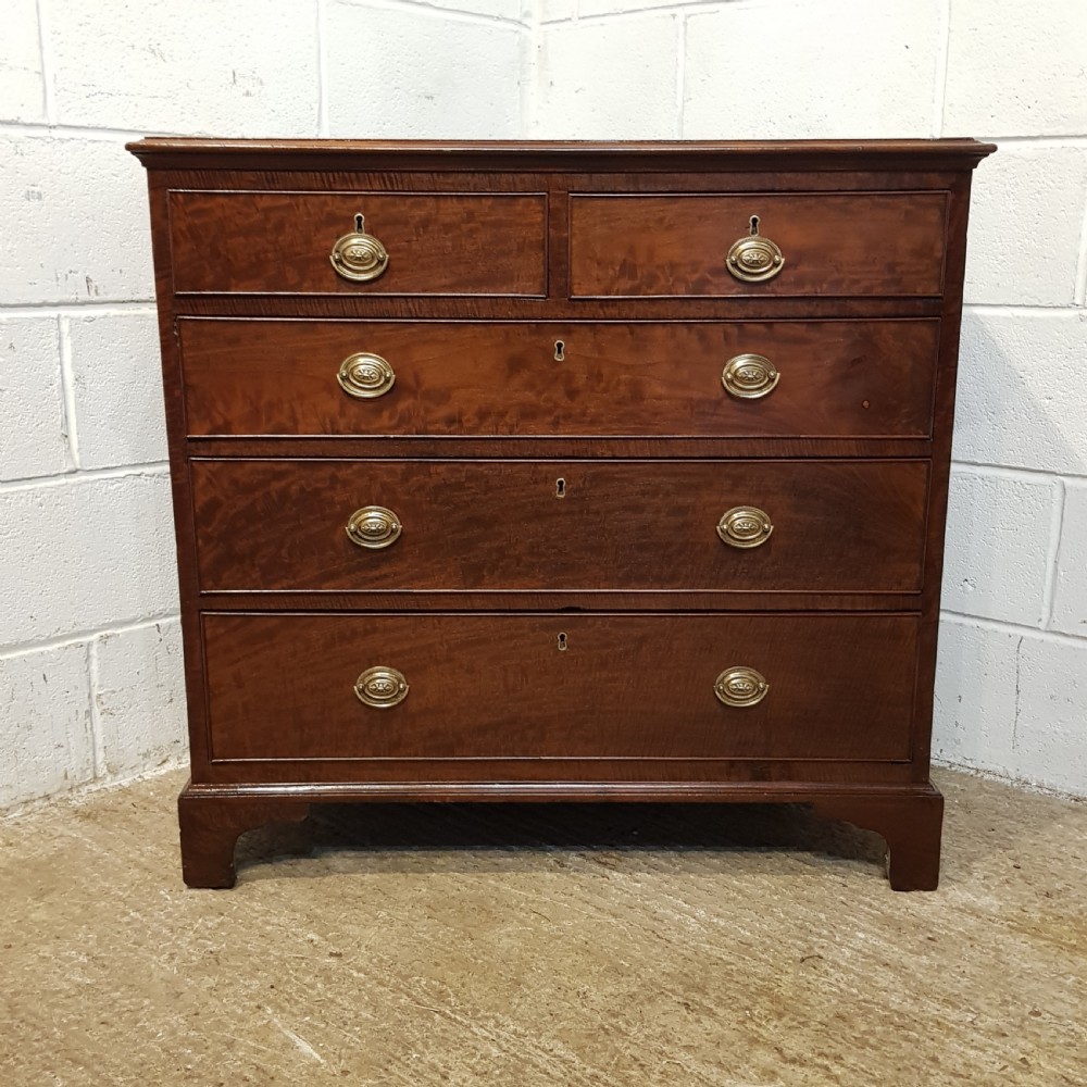 ANTIQUE 18TH  CENTURY  SMALL MAHOGANY CHEST OF DRAWERS C1780 View IV