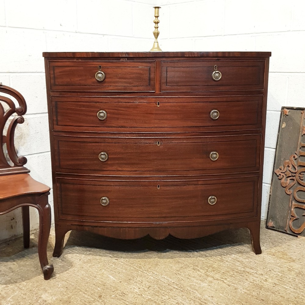 ANTIQUE 18TH CENTURY MAHOGANY BOW FRONT CHEST OF DRAWERS C1780