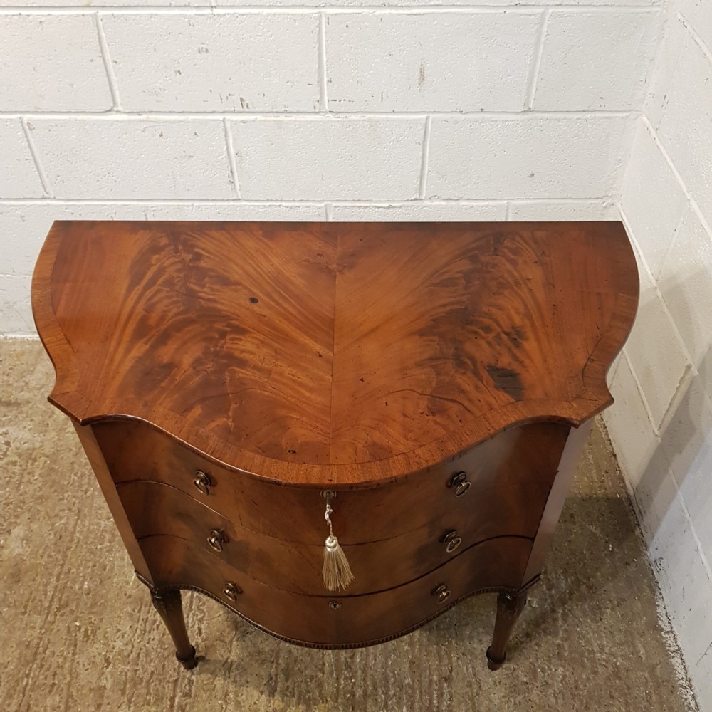 ANTIQUE MAHOGANY BOMBE CHEST OF DRAWERS C1920 View II