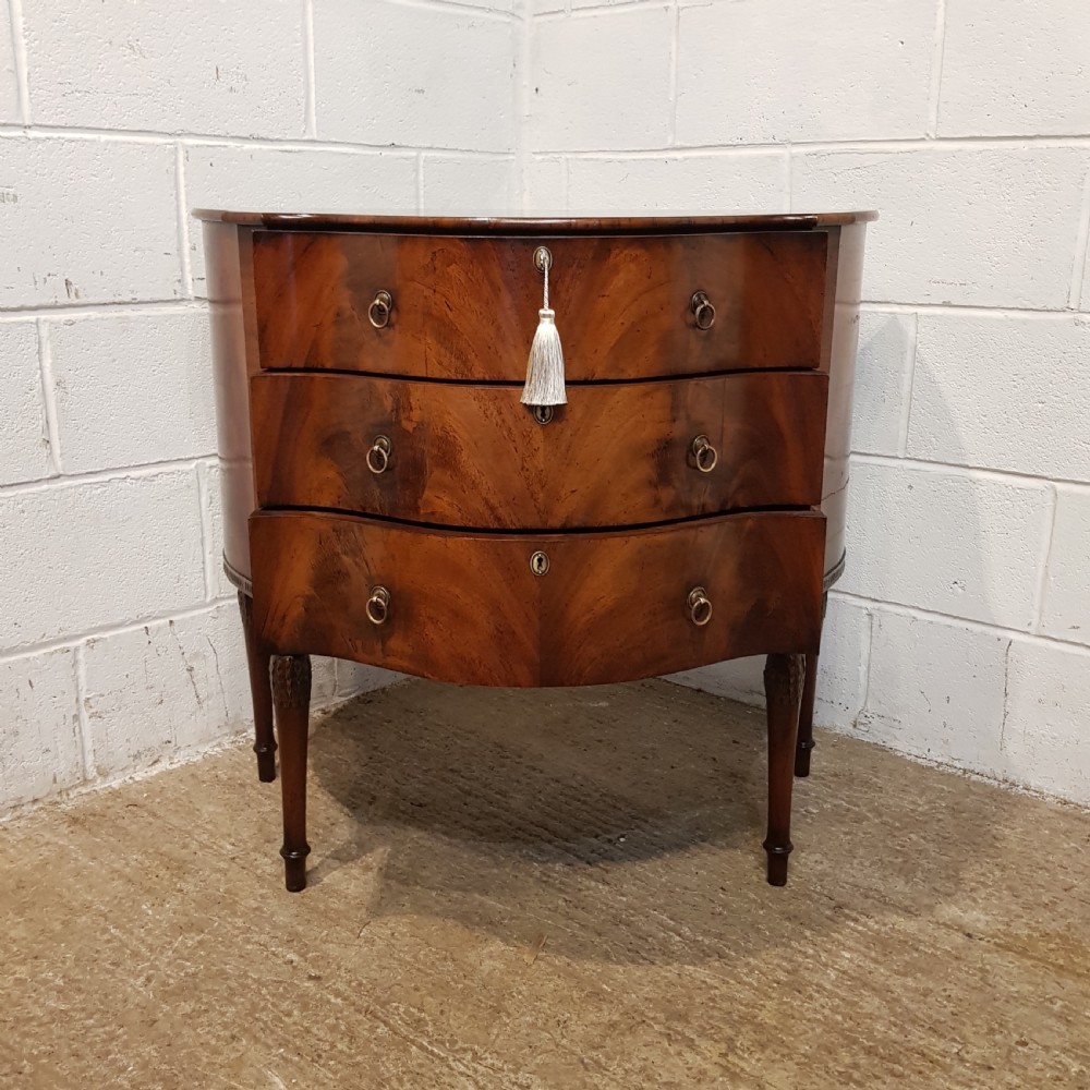 ANTIQUE MAHOGANY BOMBE CHEST OF DRAWERS C1920 View III