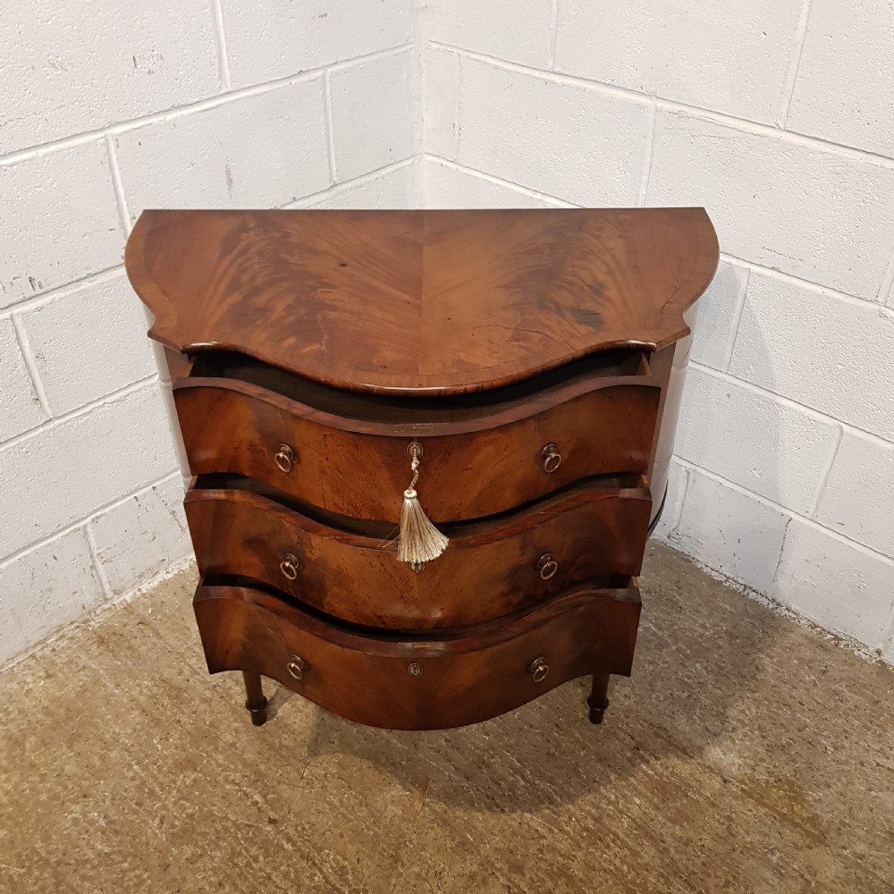 ANTIQUE MAHOGANY BOMBE CHEST OF DRAWERS C1920 View VI