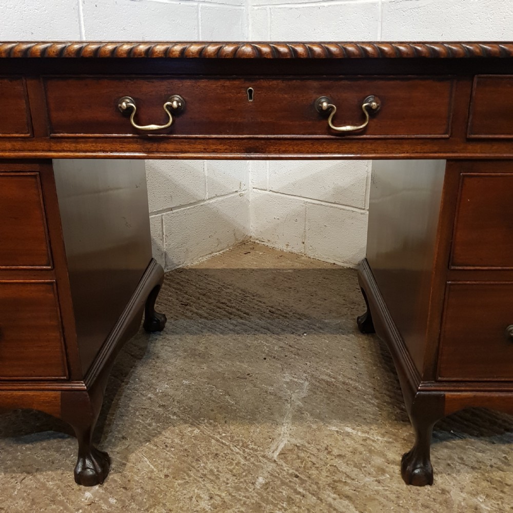 ANTIQUE EDWARDIAN MAHOGANY TWIN PEDESTAL  LEATHER TOPPED DESK C1900 View XII