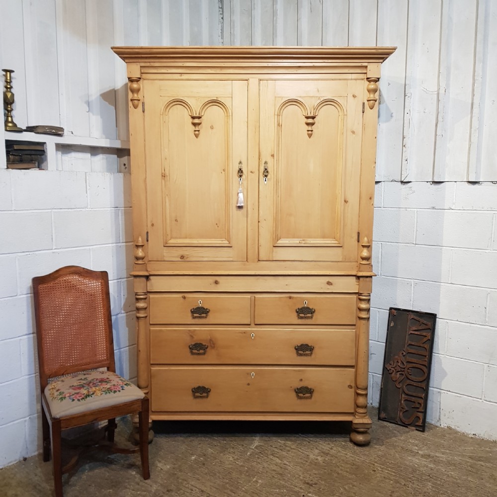 ANTIQUE VICTORIAN PINE CLOTHES PRESS C1880