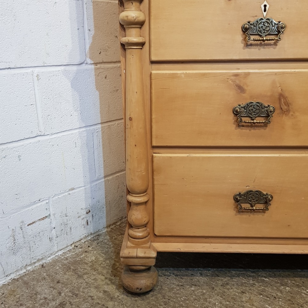 ANTIQUE VICTORIAN PINE CLOTHES PRESS C1880 View VII