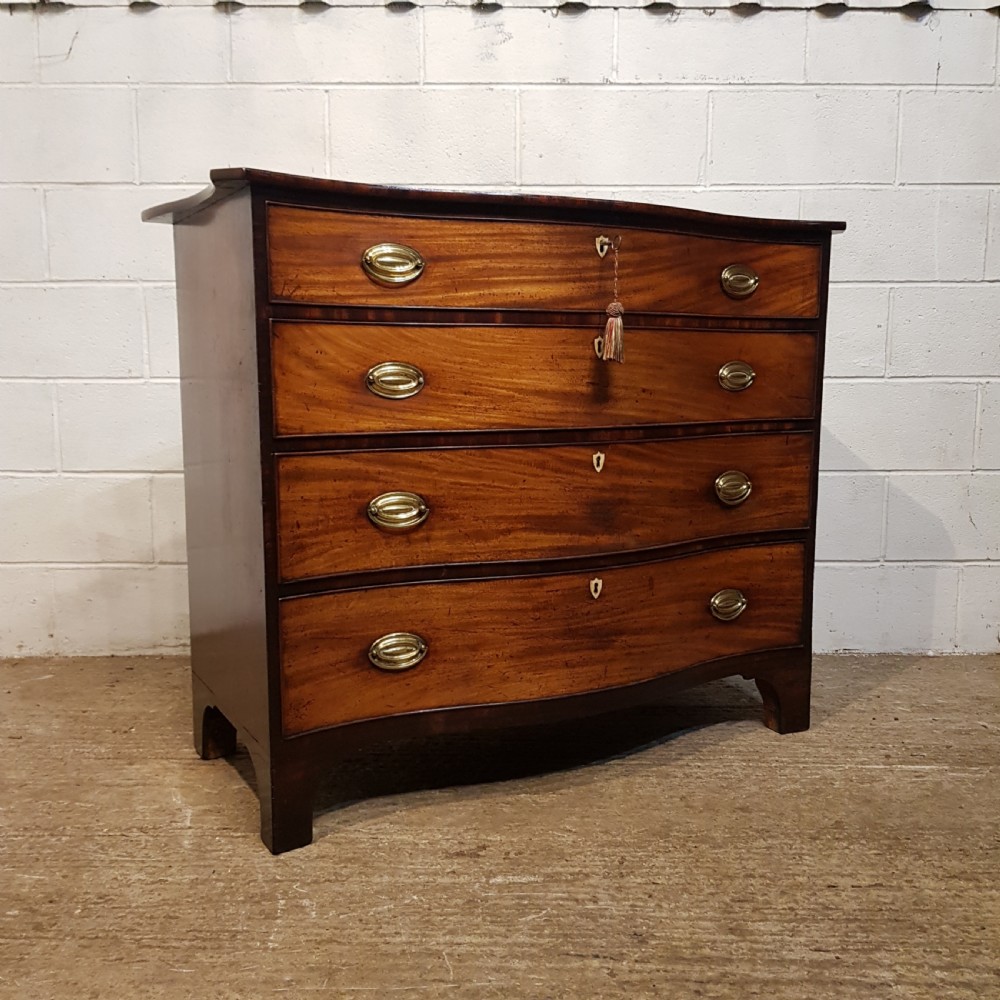 ANTIQUE 18TH CENTURY MAHOGANY SERPENTINE SHAPED CHEST OF DRAWERS C1780 View V
