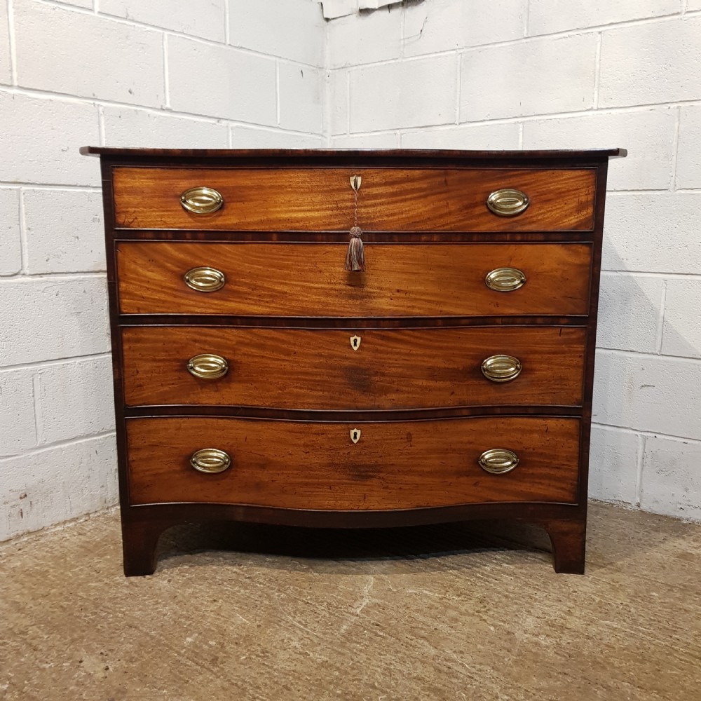 ANTIQUE 18TH CENTURY MAHOGANY SERPENTINE SHAPED CHEST OF DRAWERS C1780 View VI