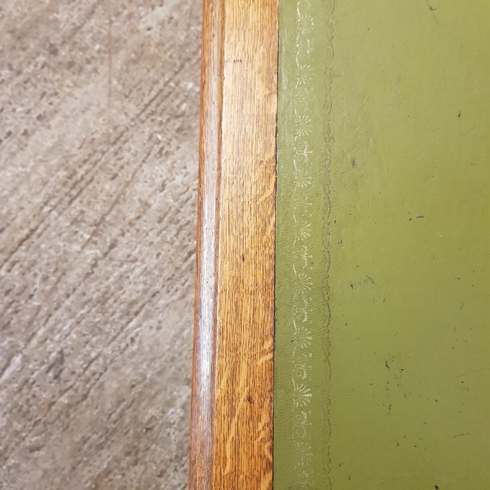 ANTIQUE VICTORIAN OAK LEATHER TOP DEK. C1880 View III
