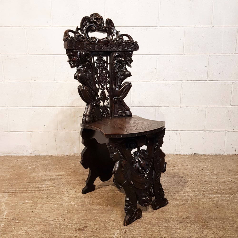 ANTIQUE ITALIAN CARVED WALNUT SGABELLO RENAISSANCE HALL CHAIR C1850