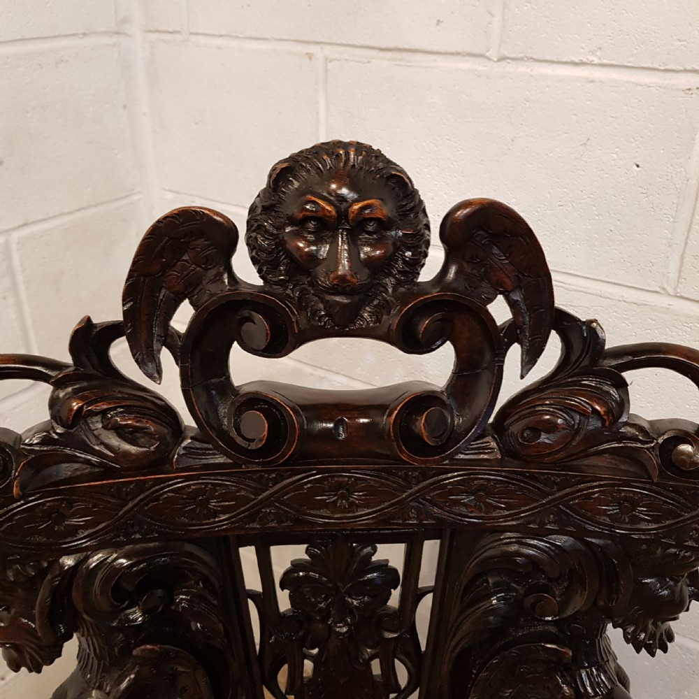 ANTIQUE ITALIAN CARVED WALNUT SGABELLO RENAISSANCE HALL CHAIR C1850 View II