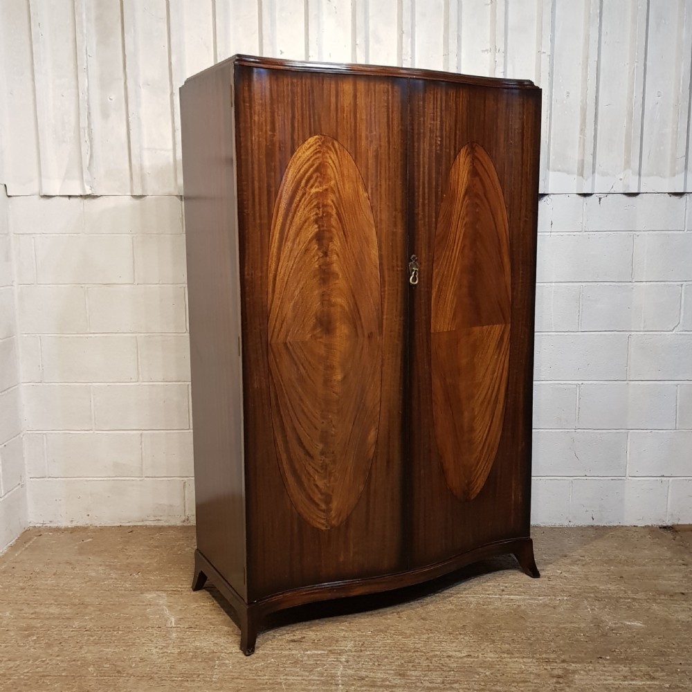 ANTIQUE MAHOGANY SERPENTINE SHAPED DOUBLE WARDROBE C1920 View VII
