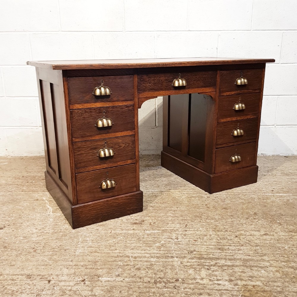 ANTIQUE VICTORIAN OAK TWIN PEDESTAL DESK C1890 View II