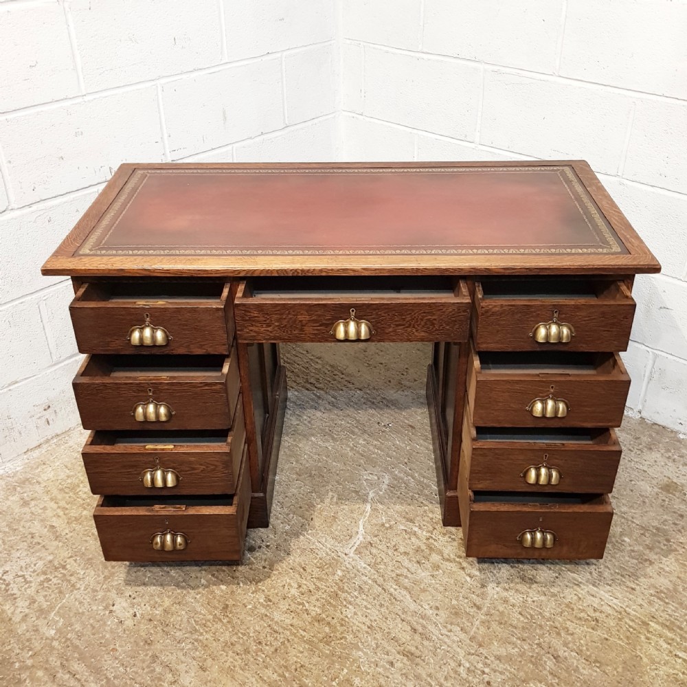 ANTIQUE VICTORIAN OAK TWIN PEDESTAL DESK C1890 View V