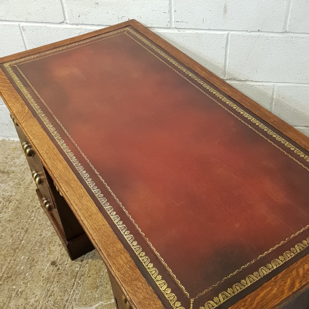 ANTIQUE VICTORIAN OAK TWIN PEDESTAL DESK C1890 View VI
