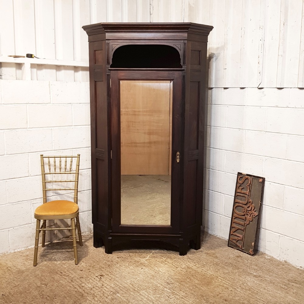 ANTIQUE EDWARDIAN MAHOGANY CORNER WARDROBE C1900 