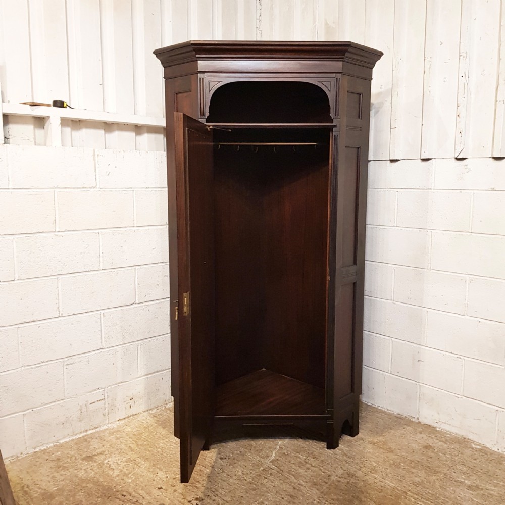 ANTIQUE EDWARDIAN MAHOGANY CORNER WARDROBE C1900  View VI