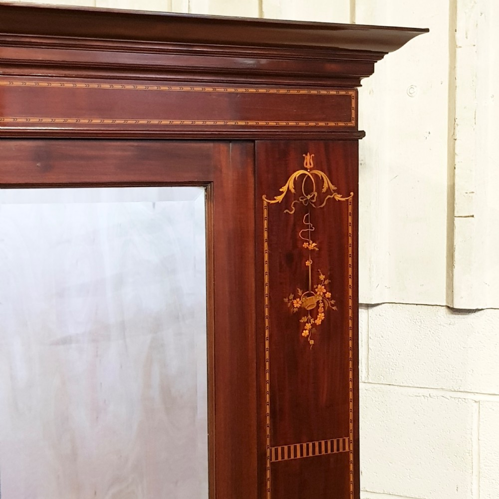 ANTIQUE EDWARDIAN MAHOGANY SINGLE WARDROBE C1900 View VII