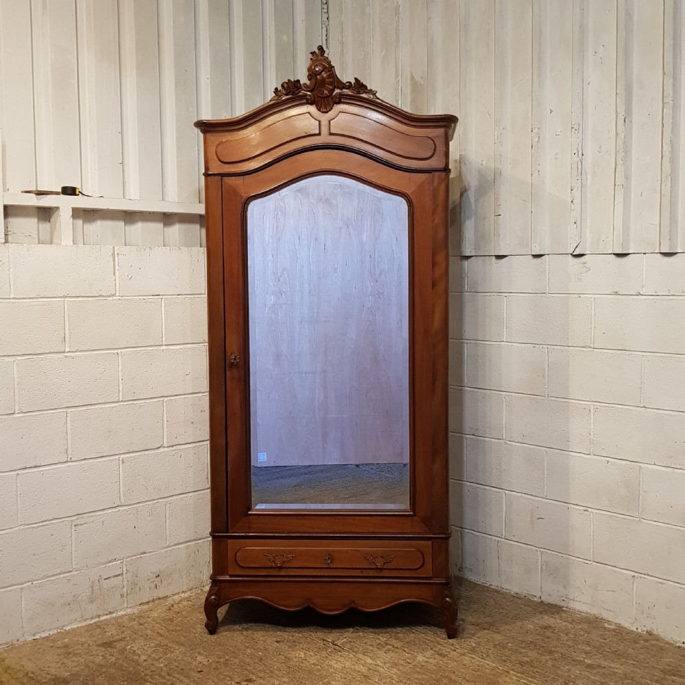 ANTIQUE FRENCH WALNUT SINGLE ARMOIRE C1890 View III