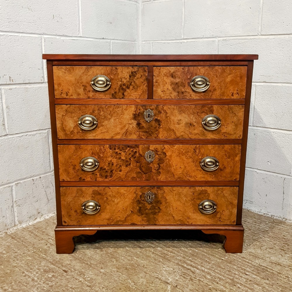 AN ANTIQUE DWARF WALNUT AND BURR WALNUT CHEST OF DRAWERS C1900 View V