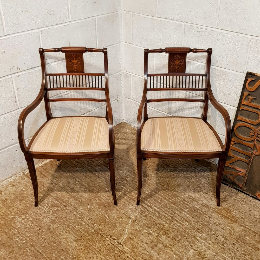 AN ANTIQUE PAIR OF EDWARDIAN MAHOGANY LIBRARY DESK CHAIRS C1900