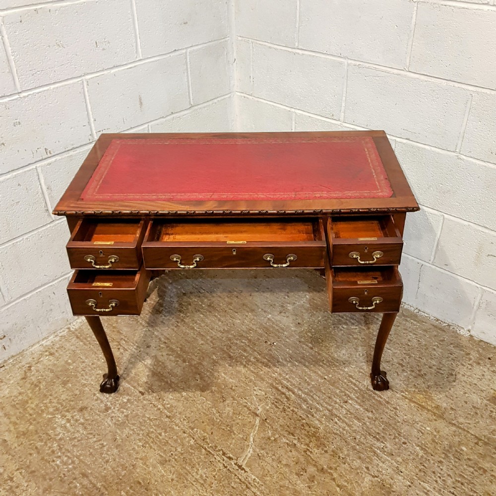 AN ANTIQUE SMALL MAHOGANY EDWARDIAN DESK View VII