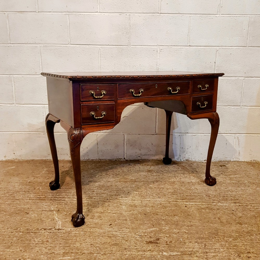 AN ANTIQUE SMALL MAHOGANY EDWARDIAN DESK View IX