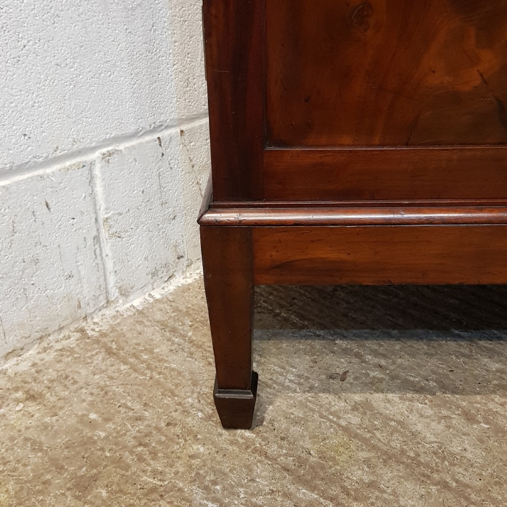 AN ANTIQUE REGENCY MAHOGANY SMALL WARDROBE C1810 View II