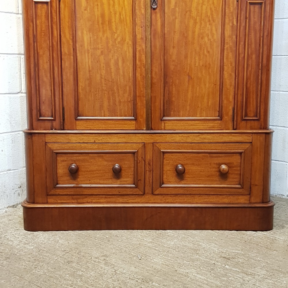 AN ANTIQUE VICTORIAN MAHOGANY DOUBLE WARDROBE C1880 View IV