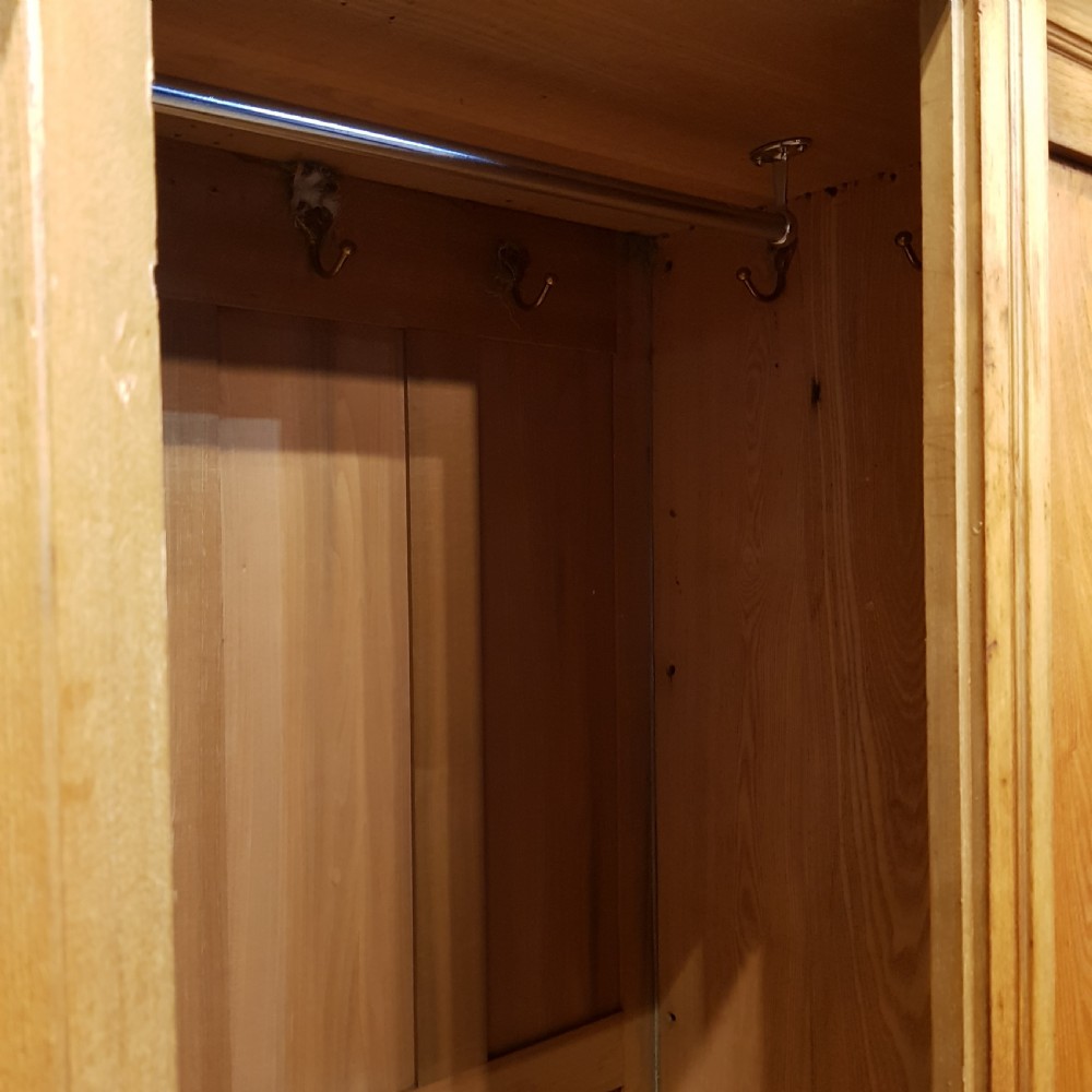 AN ANTIQUE EDWARDIAN ASH DOUBLE WARDROBE C1900 View V