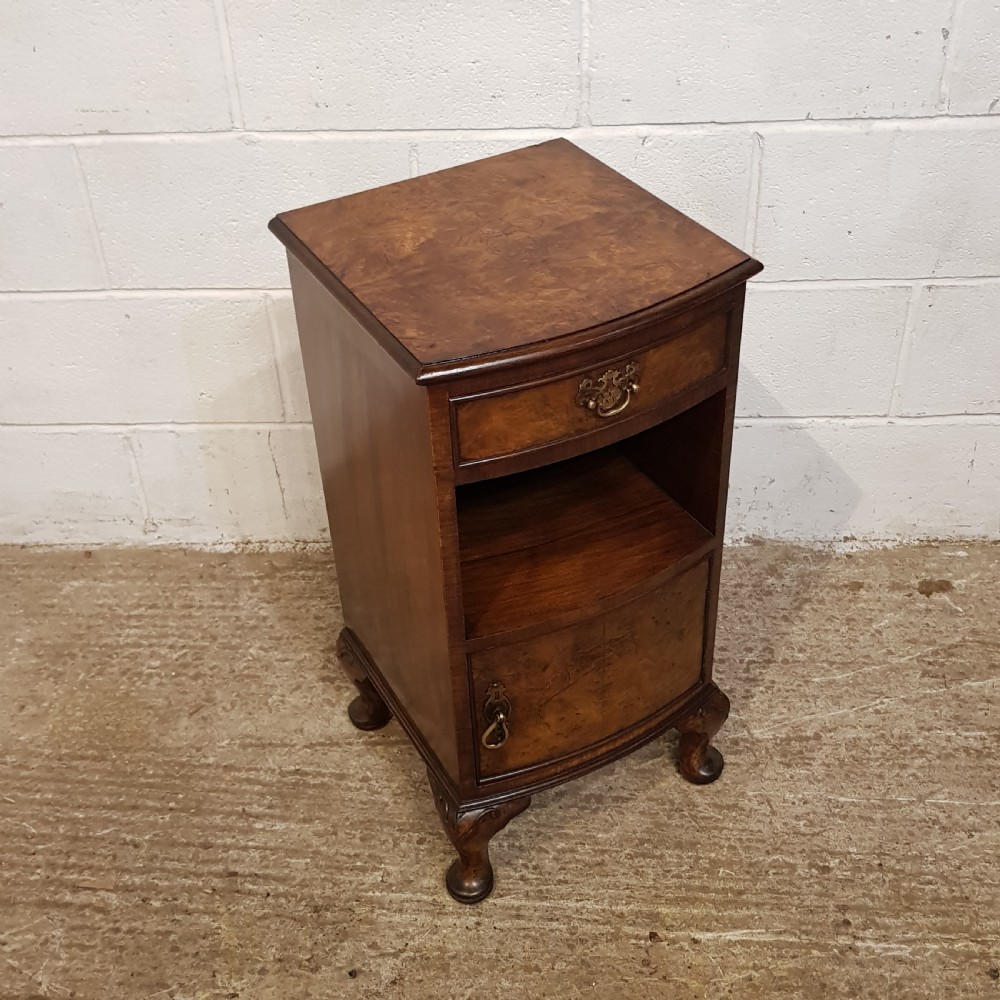 AN ANTIQUE BURR WALNUT BOW FRONTED BEDSIDE CABINET C1920 View V