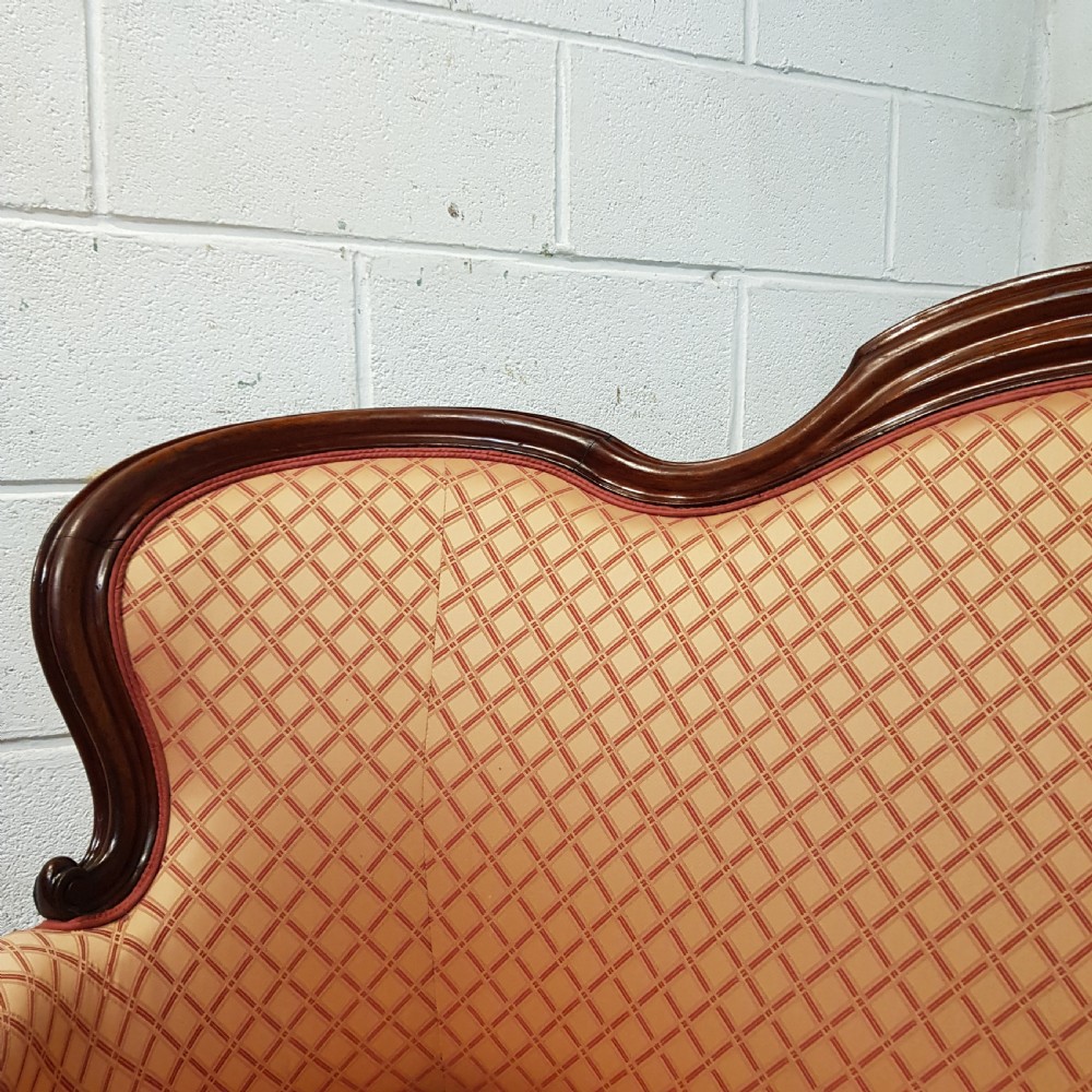 AN ANTIQUE FRENCH VICTORIAN MAHOGANY FRAMED SOFA C1890 View VIII
