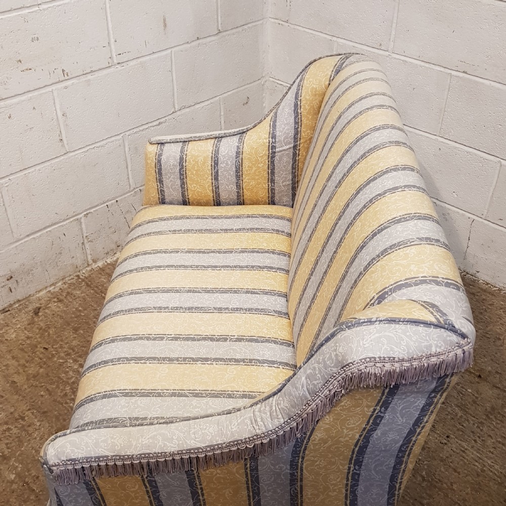 AN ANTIQUE SMALL EDWARDIAN SOFA C1900 View X