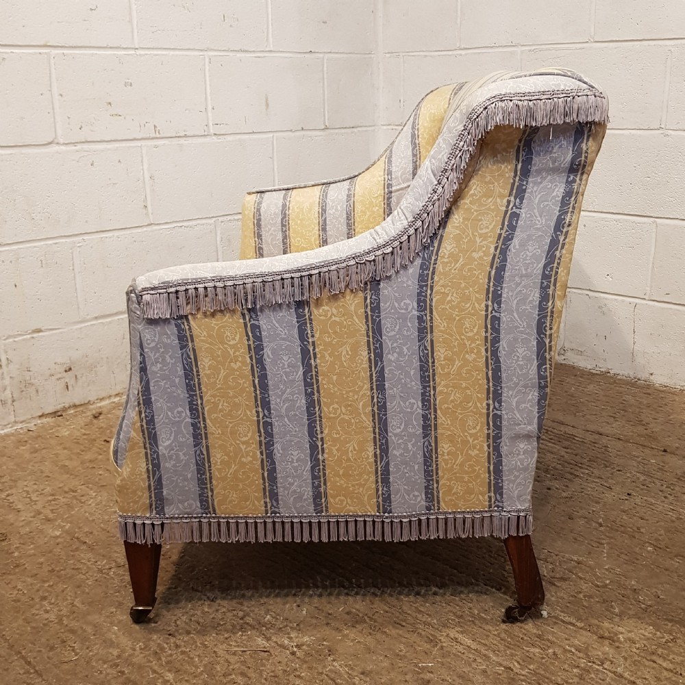 AN ANTIQUE SMALL EDWARDIAN SOFA C1900 View XII