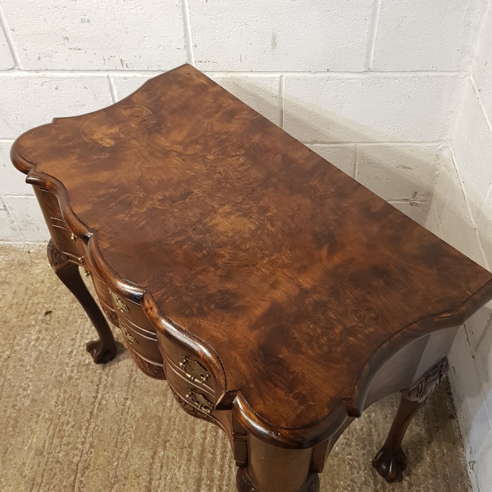 AN ANTIQUE SERPENTINE SHAPED BURR WALNUT SIDE TABLE C1920 View VII