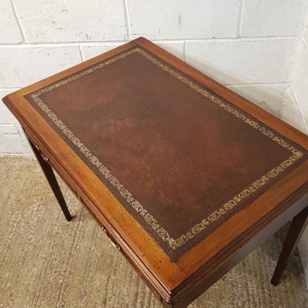 AN ANTIQUE EDWARDIAN MAHOGANY WRITING TABLE C1910 View VII