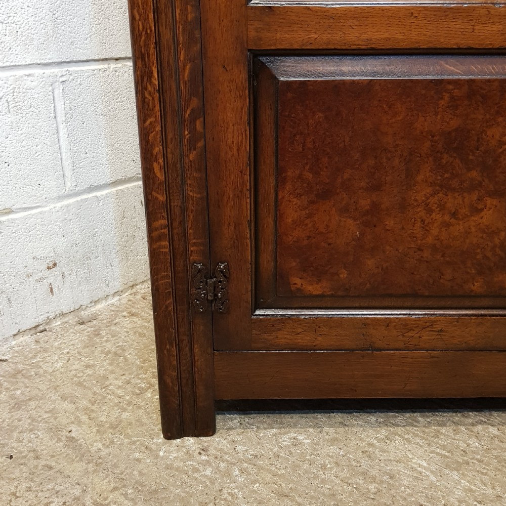 AN ANTIQUE OAK AND WALNUT DOUBLE WARDROBE C1910 View VII