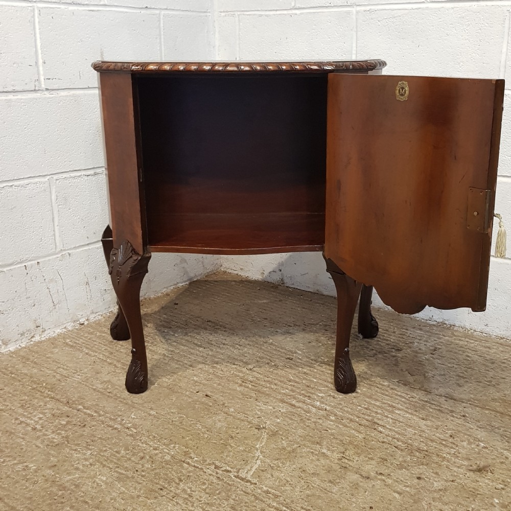 AN ANTIQUE WALNUT SERPENTINE SHAPED SMALL CABINET BY MAPLE & CO C1920 View V