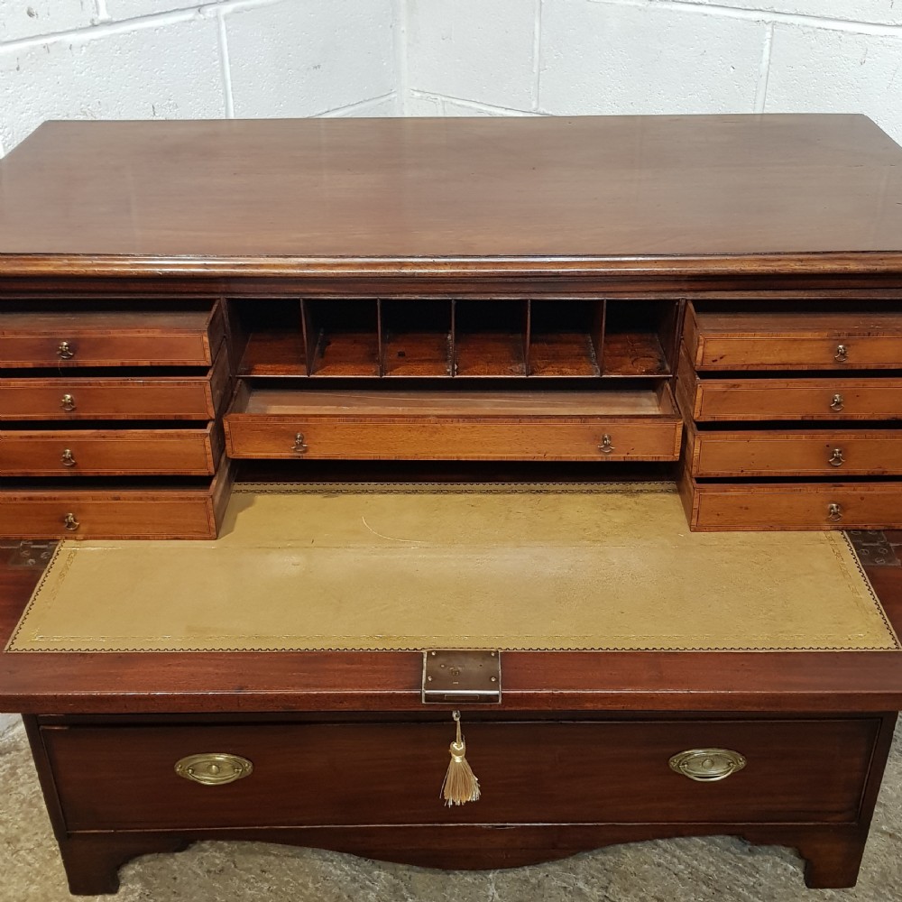 AN ANTIQUE REGENCY MAHOGANY SECRETAIRE CHEST C1800 View IX