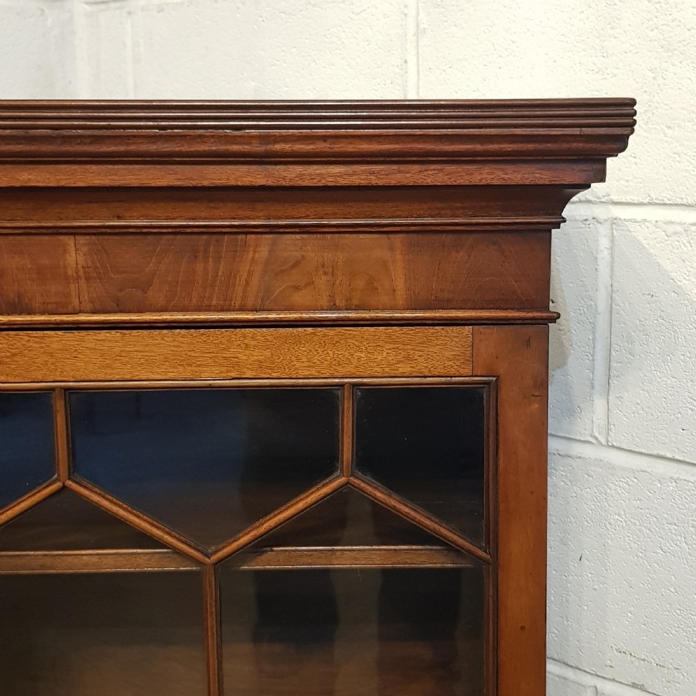 AN ANTIQUE REGENCY MAHOGANY ASTRICAL GLAZED BOOKCASE C1810 View IV