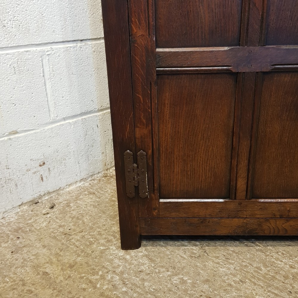 AN ANTIQUE OAK CARVED DOUBLE WARDROBE C1920 View IV