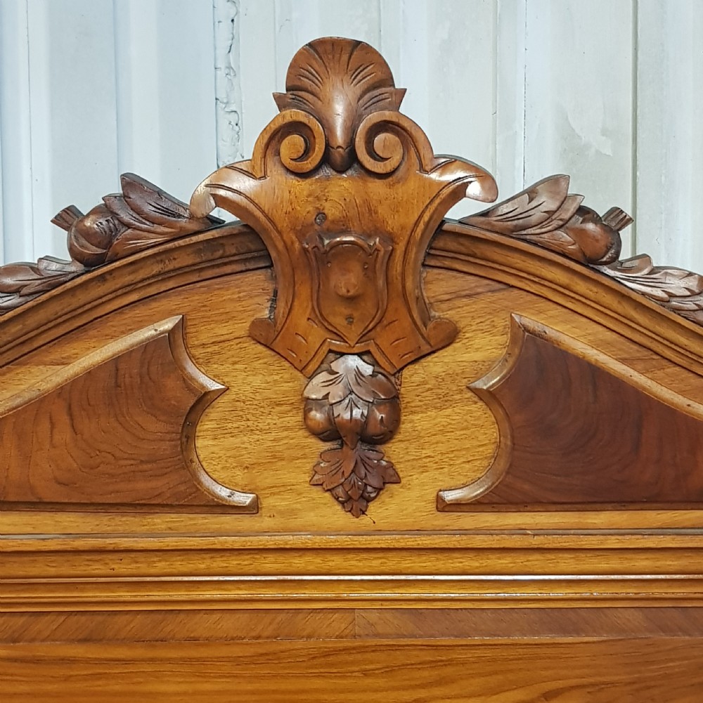 AN ANTIQUE WALNUT ARMOIRE C1890 View VI