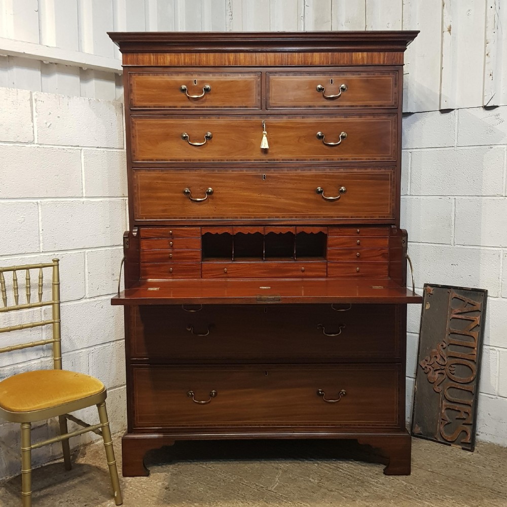 AN ANTIQUE GEORGE 3rd MAHOGANY CHEST ON CHEST WITH SECRETAIRE C1780