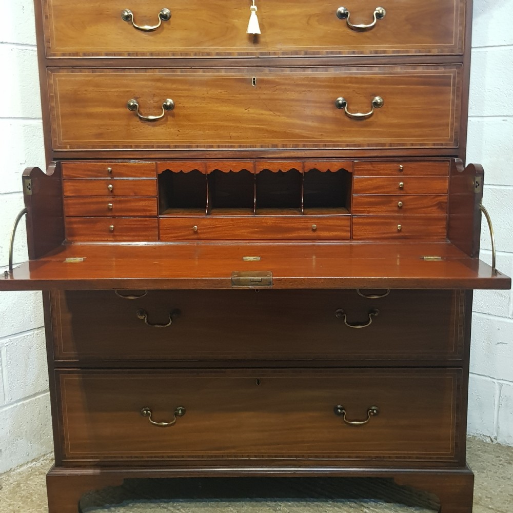 AN ANTIQUE GEORGE 3rd MAHOGANY CHEST ON CHEST WITH SECRETAIRE C1780 View II