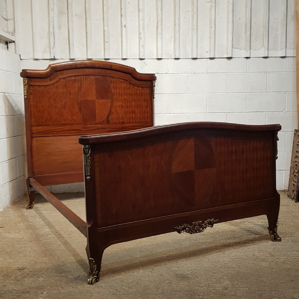AN ANTIQUE FRENCH KINGWOOD DOUBLE BEDSTEAD C1900