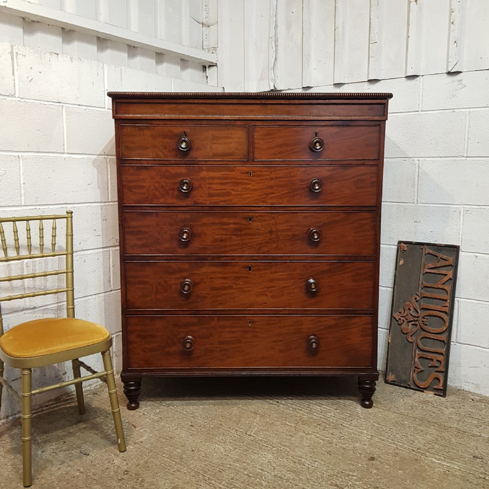 A WILLIAM 4th FIVE HEIGHT MAHOGANY CHEST OF DRAWERS C1830