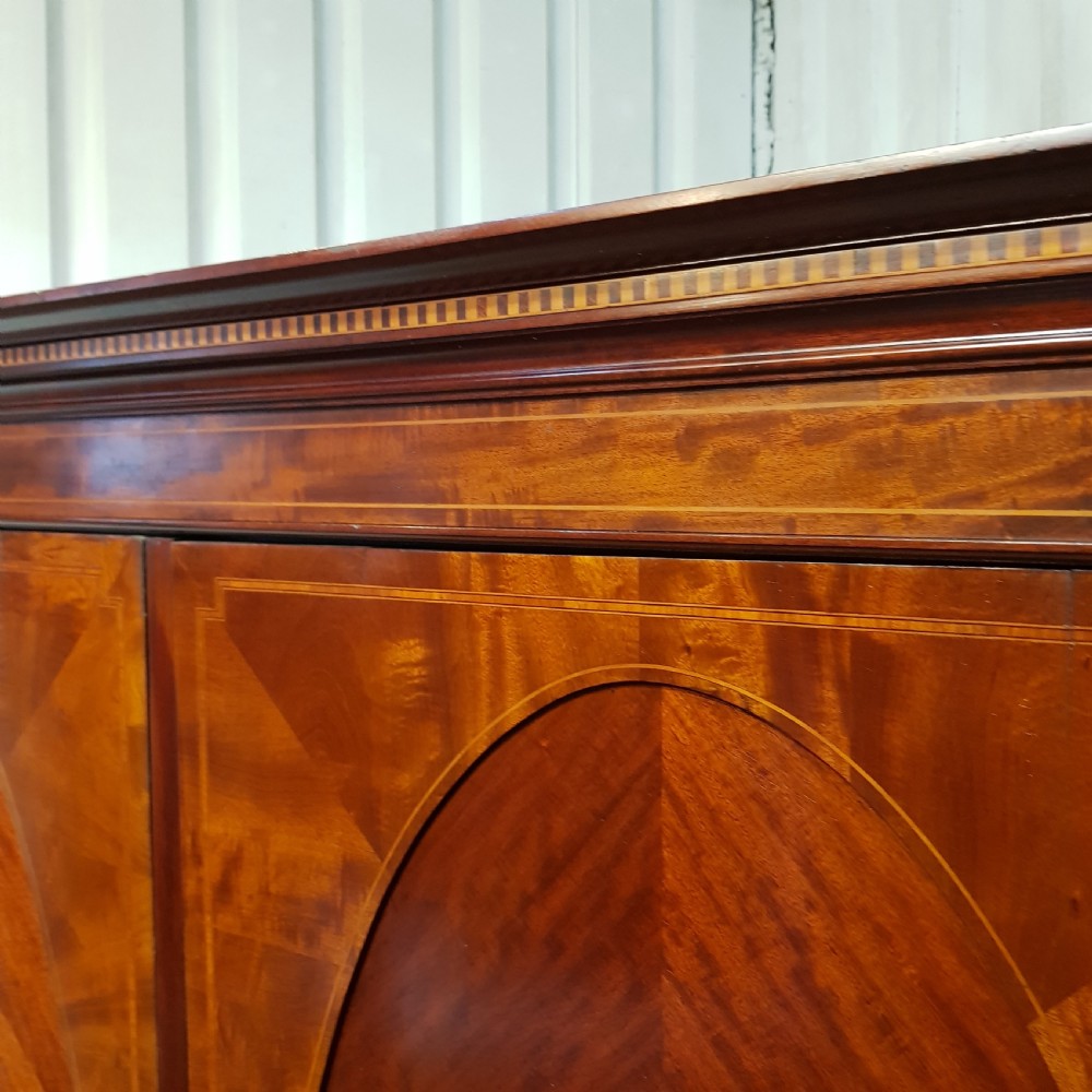 AN ANTIQUE LATE VICTORIAN DOUBLE WARDROBE C1900 View VI