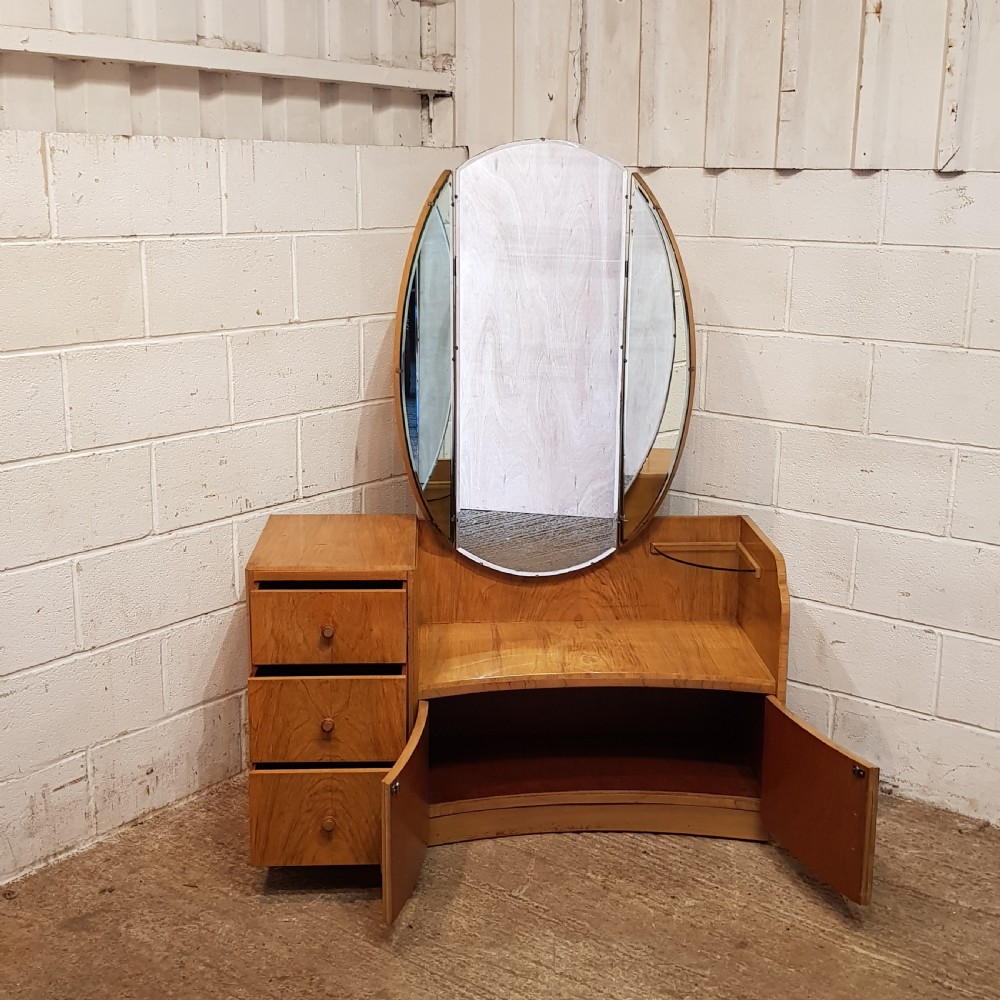 AN ART DECO WALNUT DRESSING TABLE C1920 View VIII