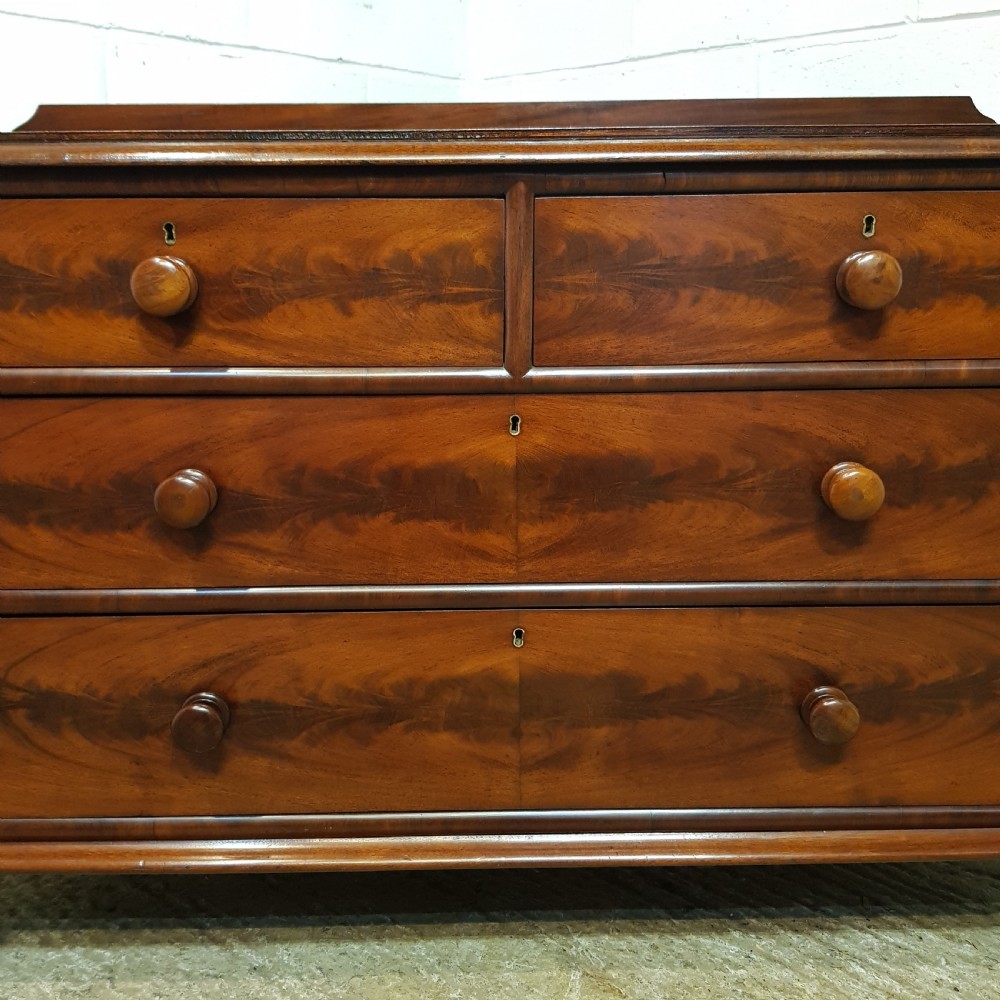 A PAIR OF VICTORIAN MAHOGANY THREE HEIGHT CHEST OF DRAWERS C1880 View VIII