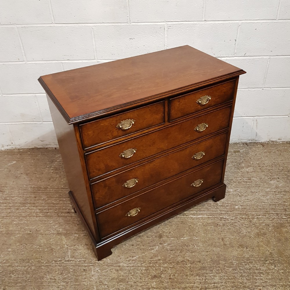 AN ANTIQUE 4 HEIGHT BURR WALNUT CHEST OF DRAWERS C1920 View VIII