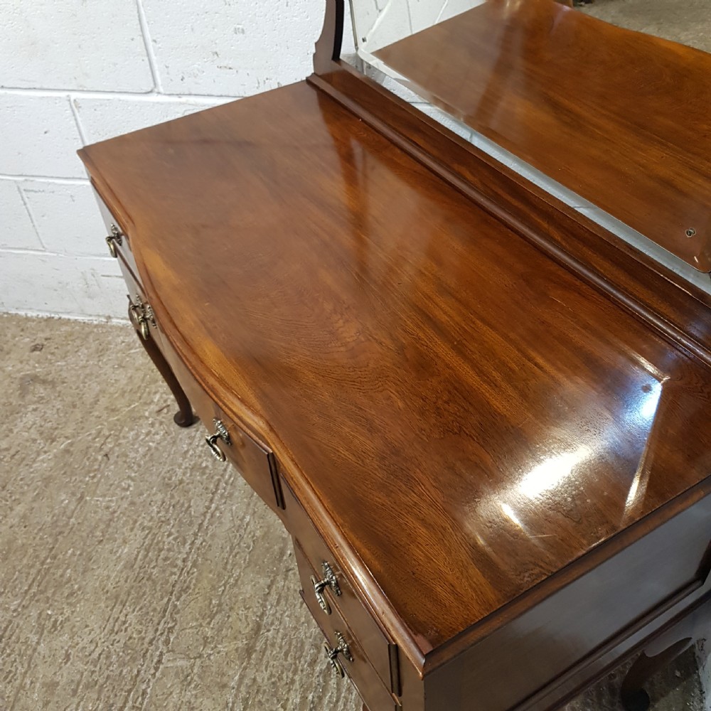 AN ANTIQUE MAHOGANY DRESSING TABLE C1920 View V