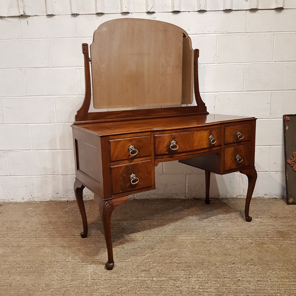 AN ANTIQUE MAHOGANY DRESSING TABLE C1920 View XI